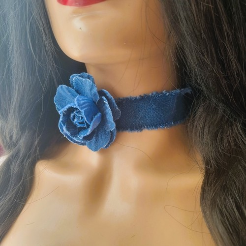 Big rose flower - flower, choker