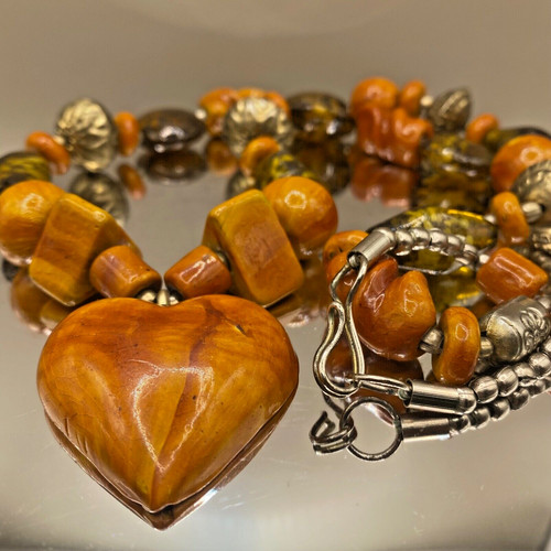 Vtg big heart - heart, art